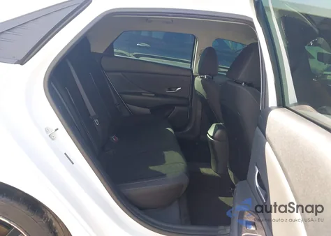 2023 Hyundai Elantra Sel from USA, damaged, VIN 5NPLS4AG5PH116687